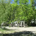 Campsite Les Acacias