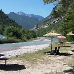 Camping Les Acacias