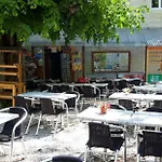 Les Acacias Camping 3*