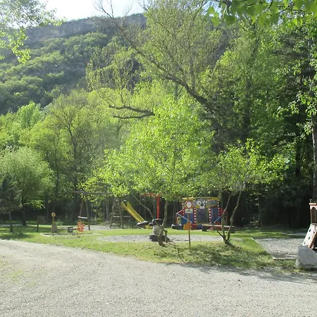 Parque de Campismo Les Acacias Vercheny
