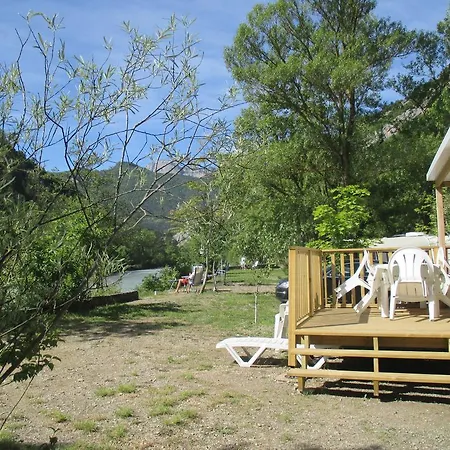 Camping Les Acacias Vercheny