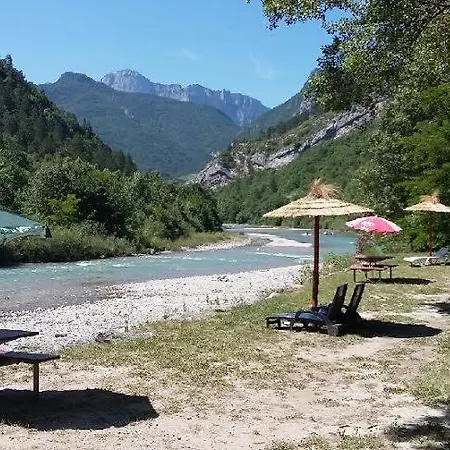 بيت خشبي Les Acacias