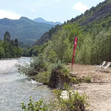 Camping Les Acacias Vercheny