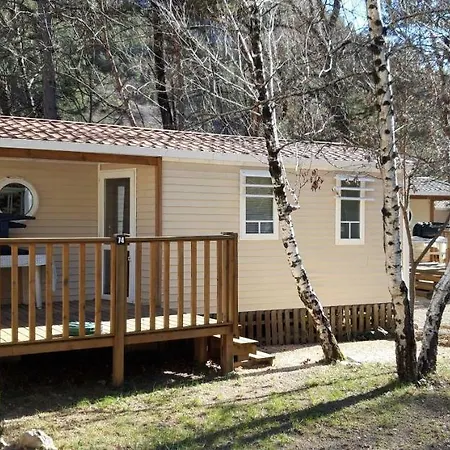Camping Les Acacias 3*